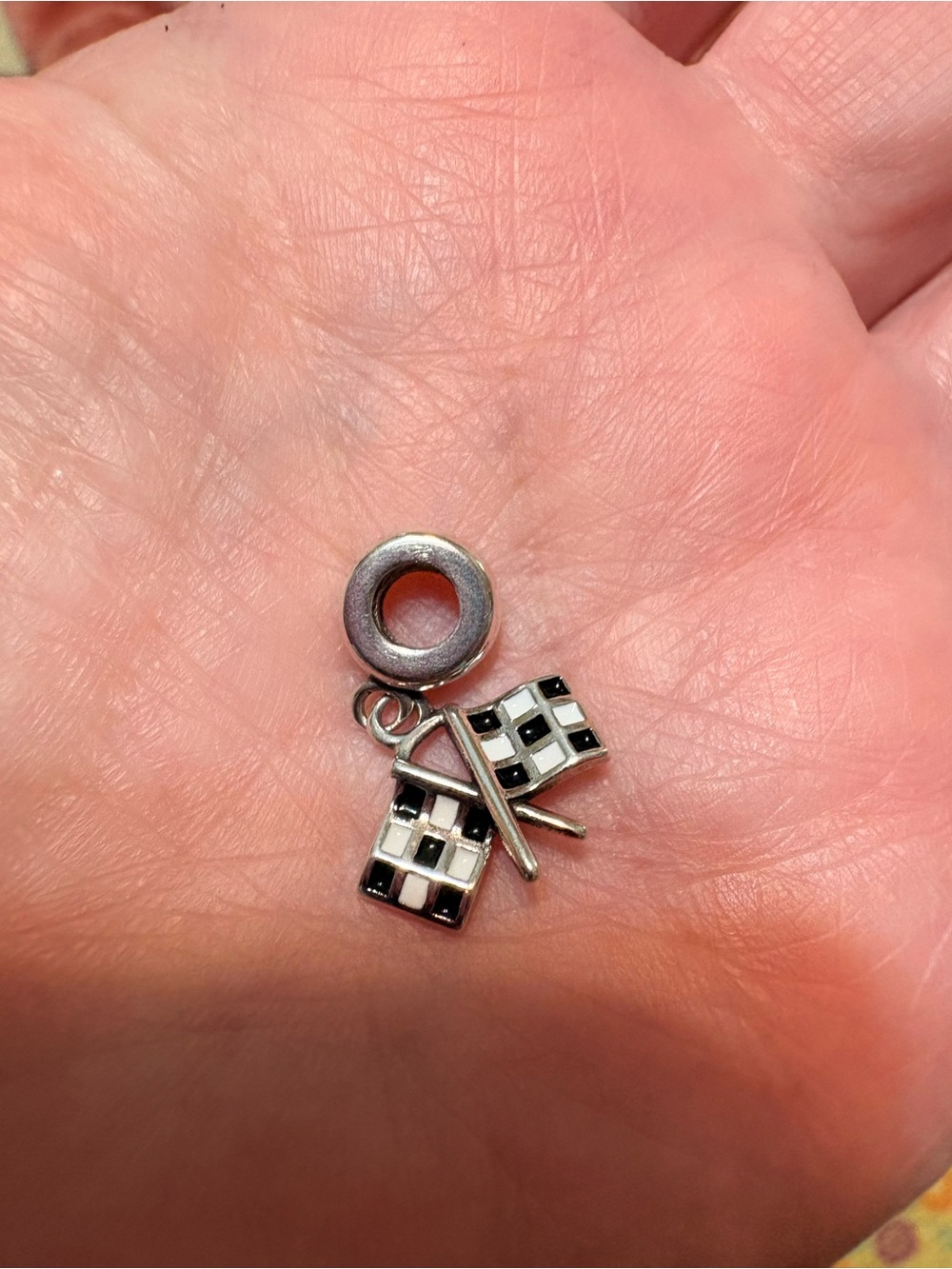 Linx flag charm